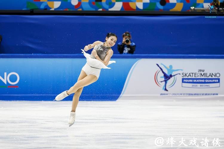 冬奥会花样滑冰团体赛：小将张瑞阳获得59.83分