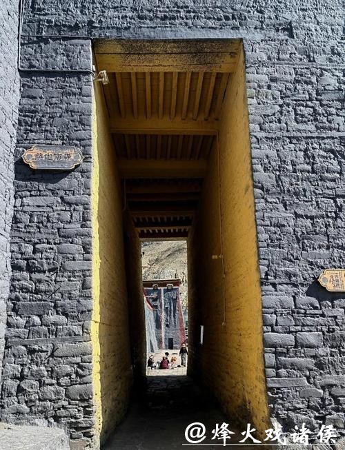 萨迦寺历史文化与艺术亮相故宫午门