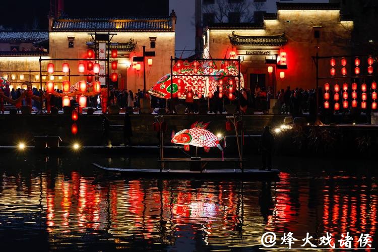 华灯映水巷,年味满角里,千年古镇朱家角喊你快来过大年! 华灯映水巷,年味满角里,千年古镇朱家角喊你快来过大年!